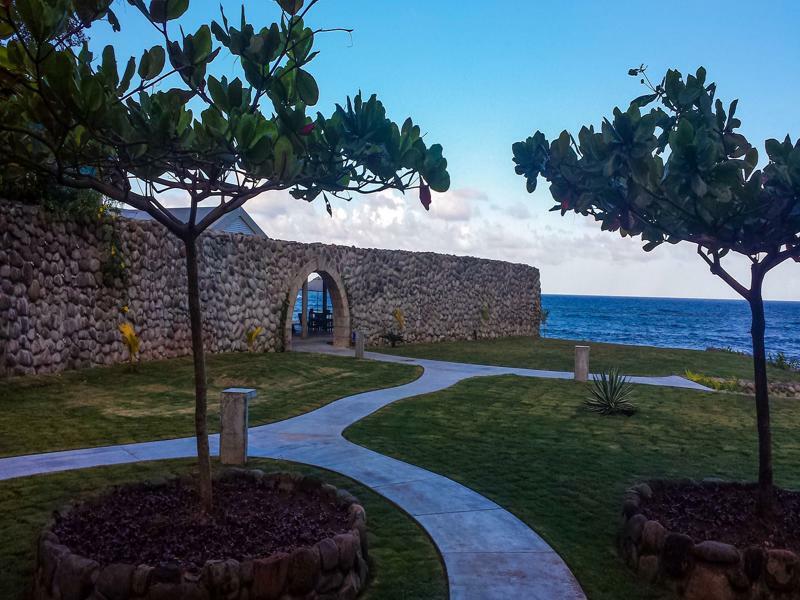 Pagua Bay House - Oceanfront Cabana'S Marigot Exterior photo